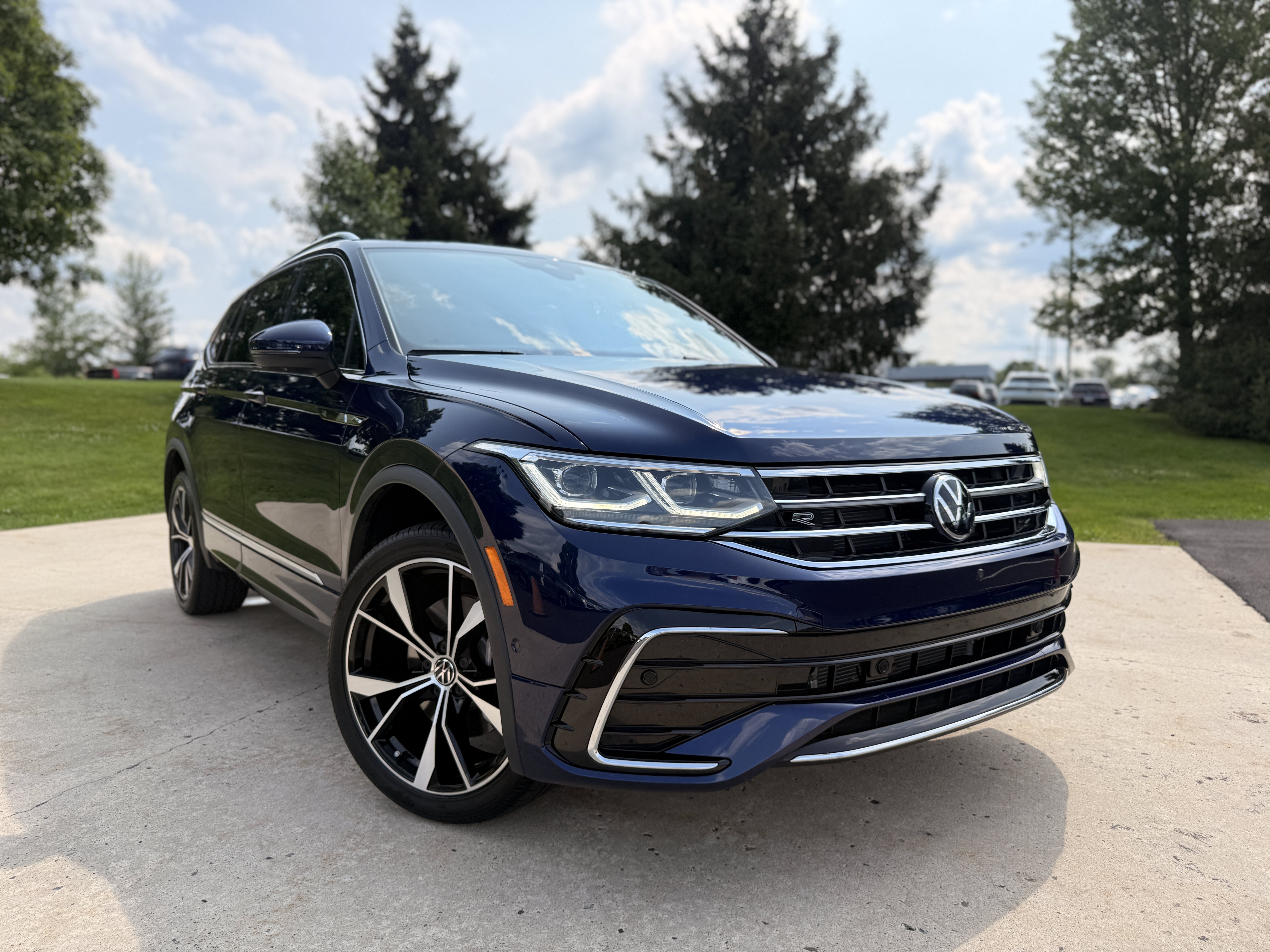 Used 2024 Blue Volkswagen SEL R-Line image 19