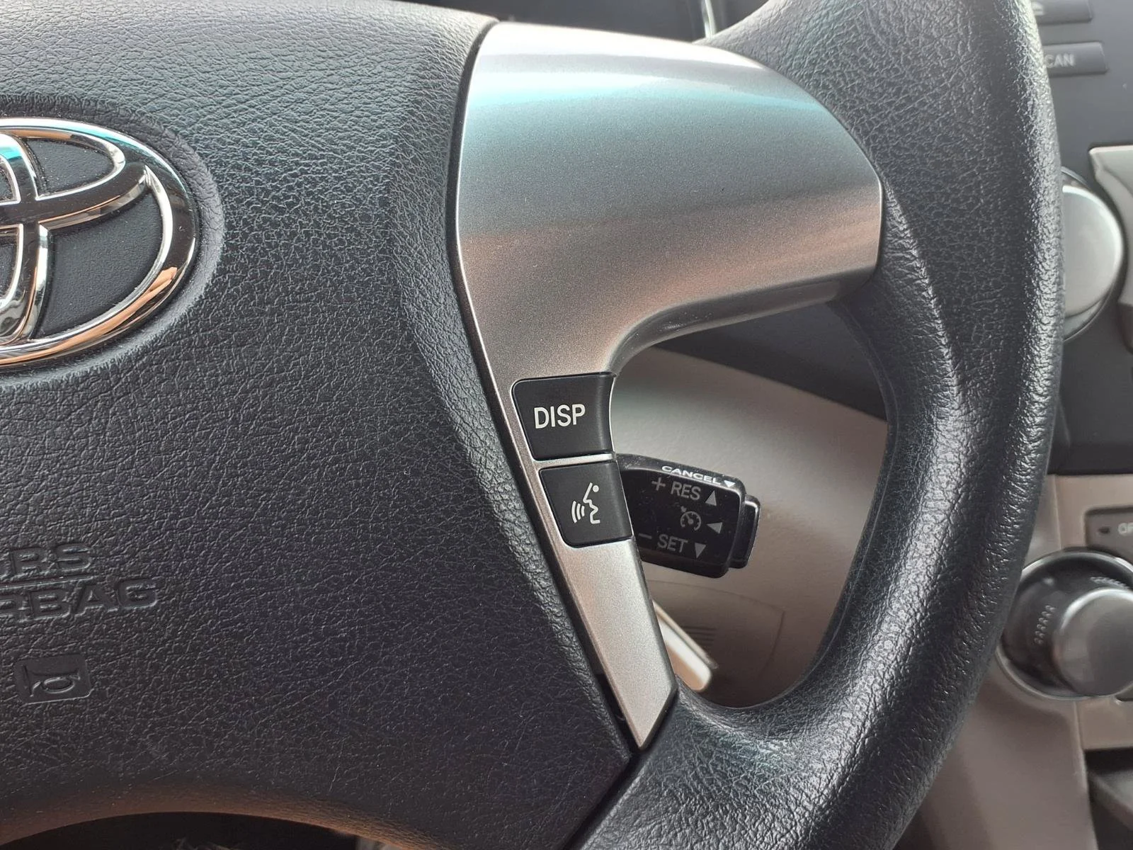Used 2012 Classic Silver Metallic Toyota Base image 16