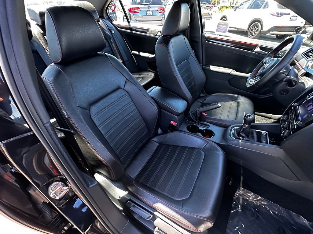 Used 2017 Deep Black Volkswagen GLI image 13