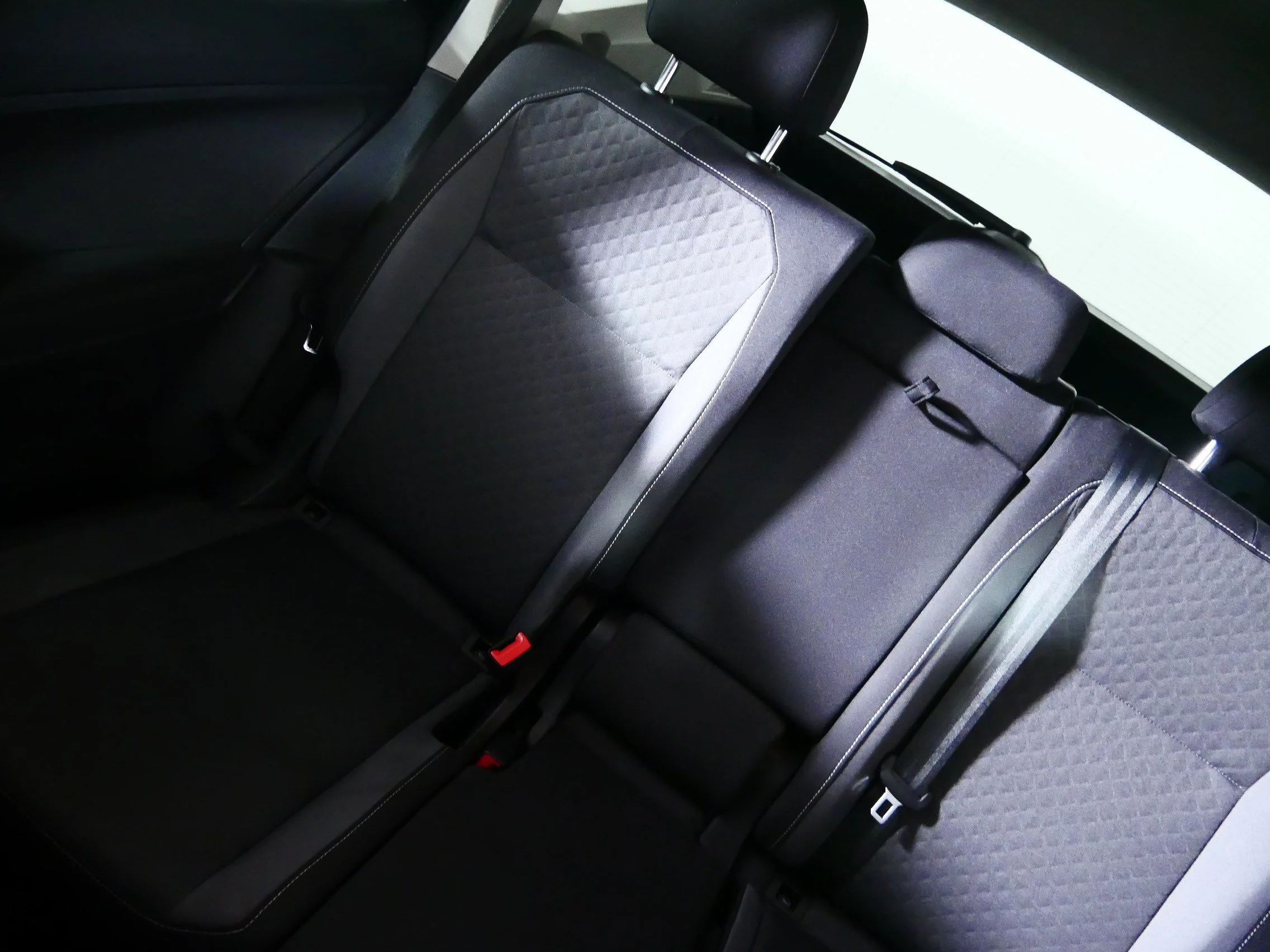 Used 2021 Deep Black Pearl Volkswagen S image 12