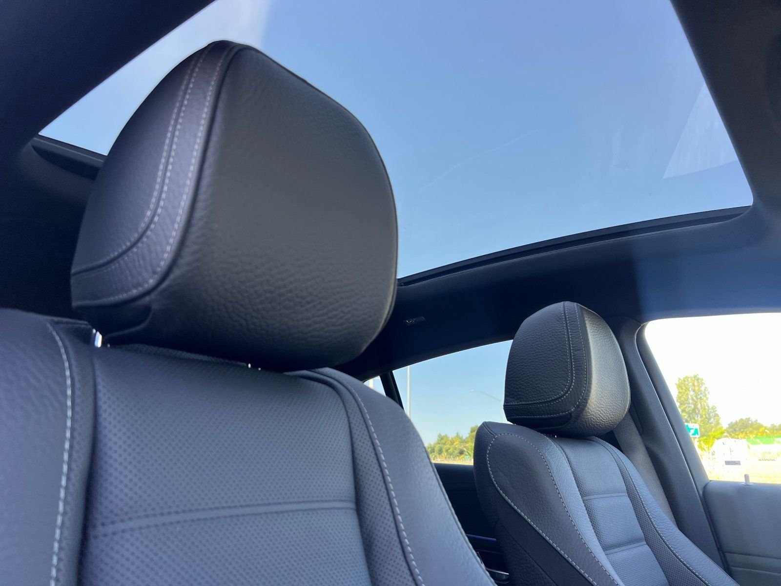 New 2026 MANUFAKTUR Alpine Grey Mercedes-Benz 450 Coupe image 21
