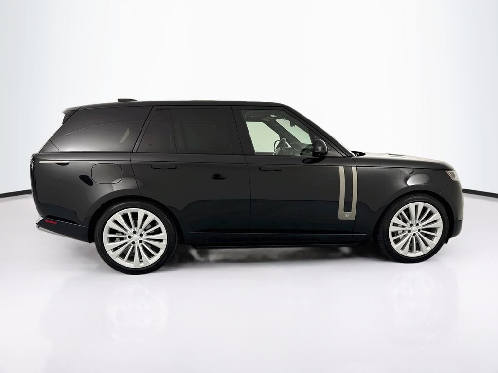 Certified Used 2024 Black Land Rover SE image 4