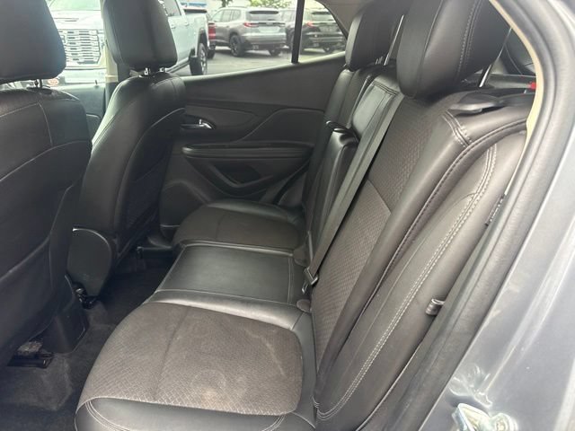 Photo 18