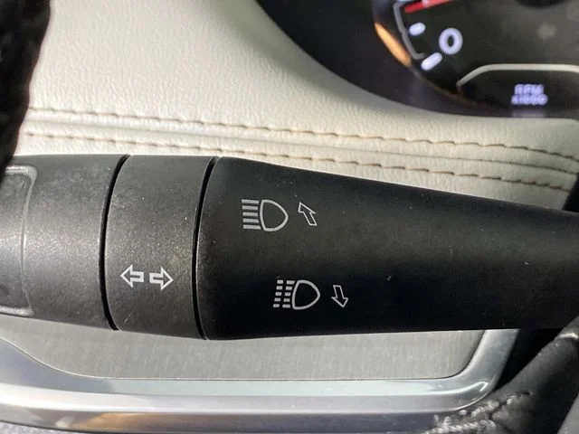 Used 2024 White Jeep Limited image 18