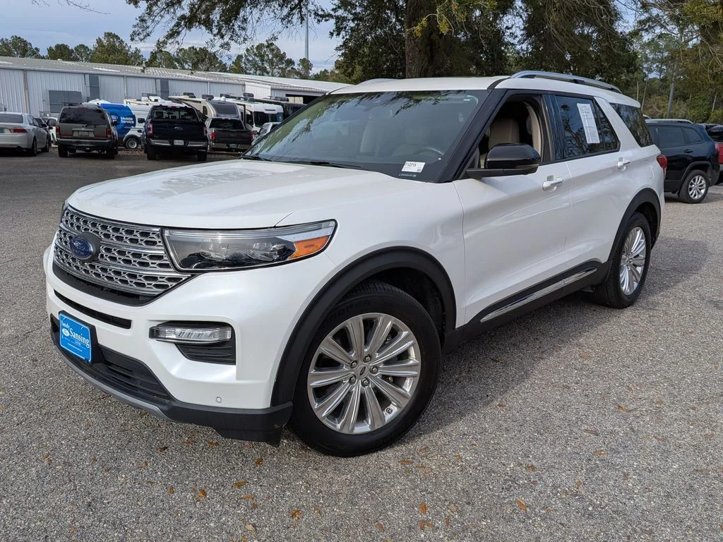 2020 Ford Explorer