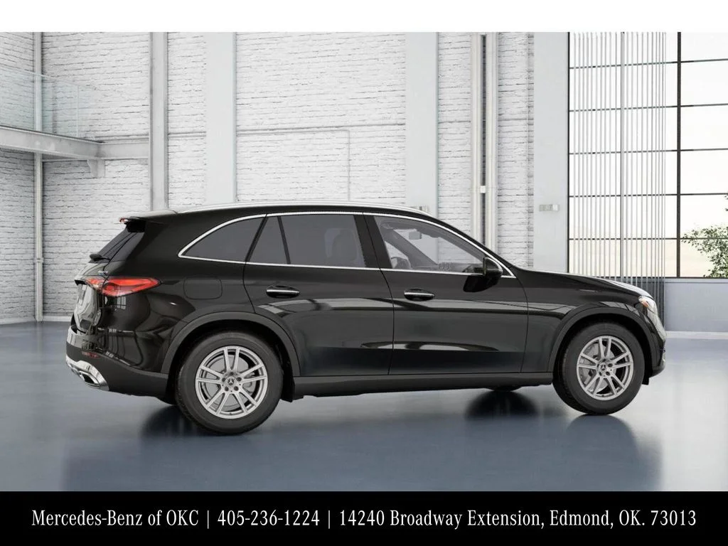 Used 2026 Black Mercedes-Benz GLC 300 image 18