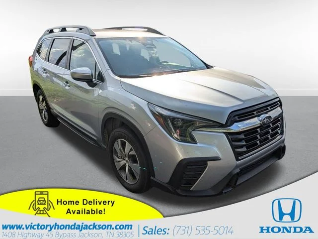 Used 2025 Ice Silver Metallic Subaru Premium image 1