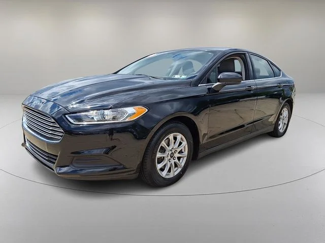 Used 2016 Black Ford S image 5