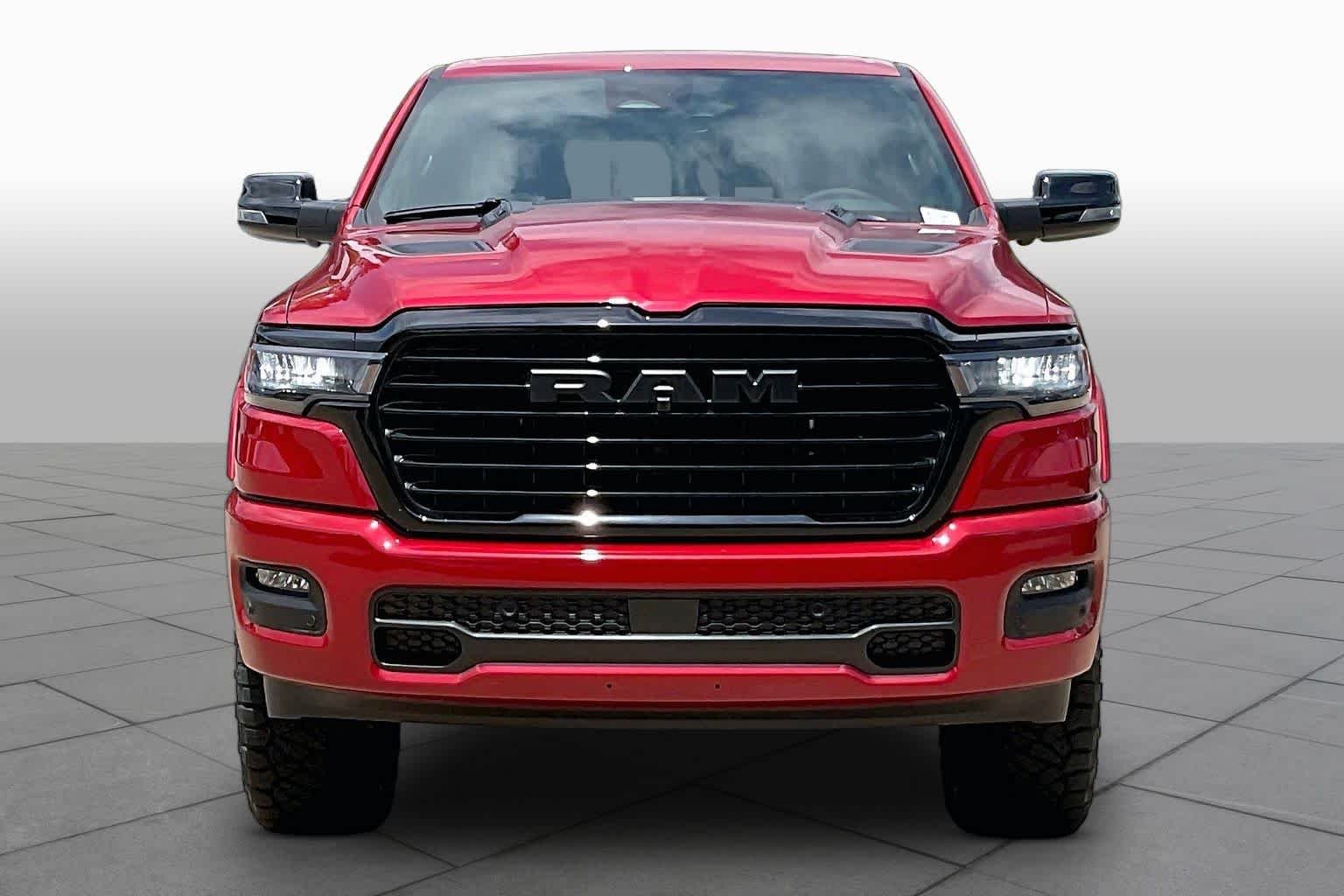 New 2026 Molten Red Pearl-Coat Exterior Paint RAM Laramie image 3