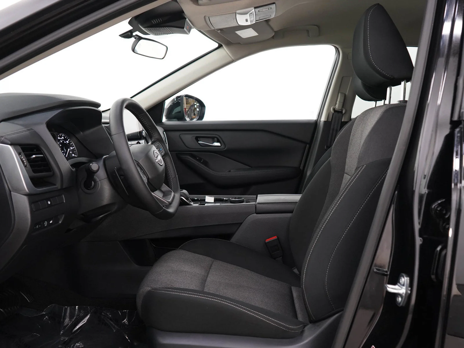 Used 2026 Super Black Nissan SV image 23