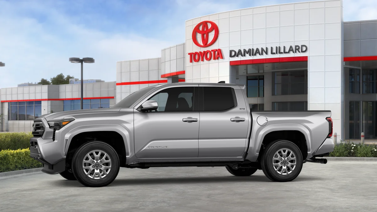 2025 Toyota Tacoma SR5 - Photo 36
