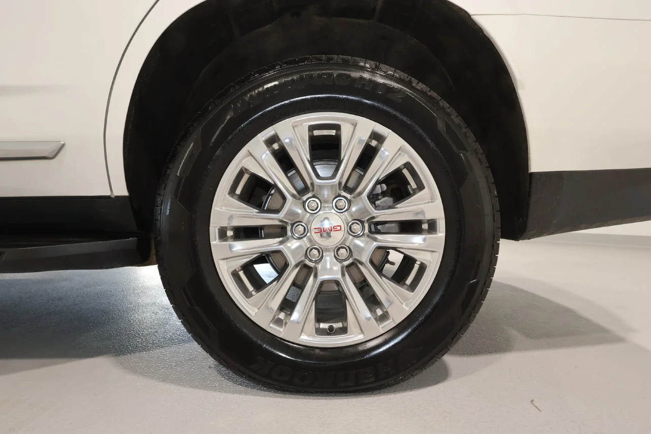 Certified Used 2024 White Frost Tricoat GMC Denali image 36