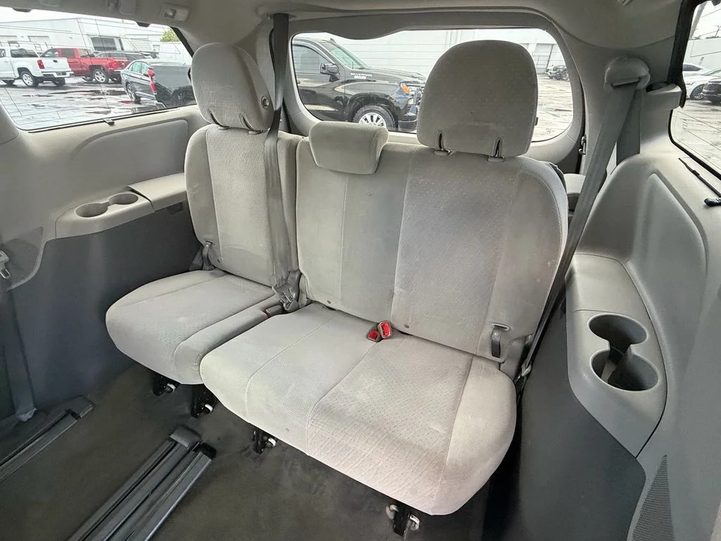 Used 2015 White Toyota LE image 6