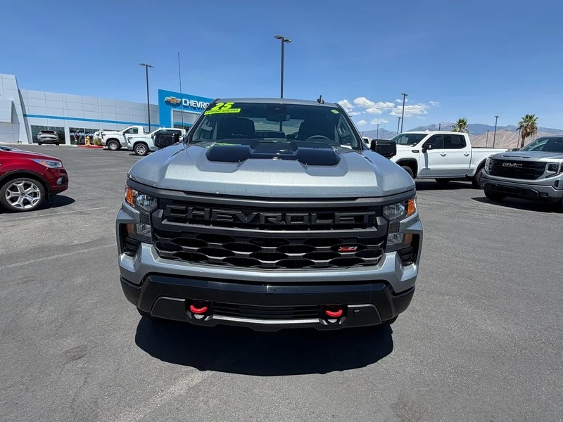 Used 2025 Sterling Gray Metallic Chevrolet Custom Trail Boss image 8
