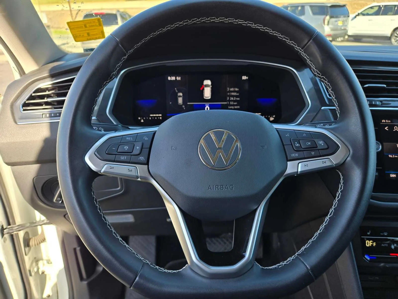 Used 2023  Volkswagen SE image 30