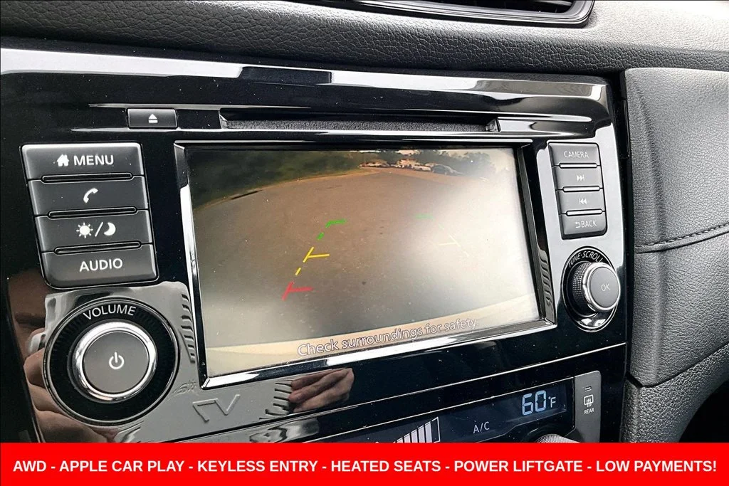 Used 2019 White Nissan SV image 16
