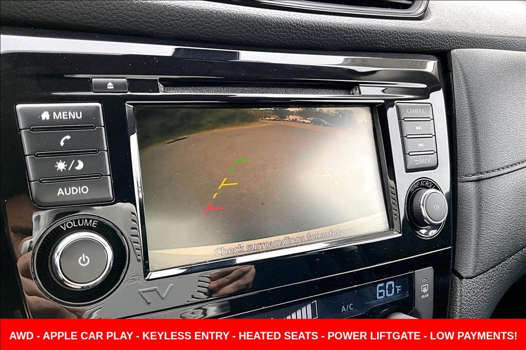 Used 2019 White Nissan SV image 16
