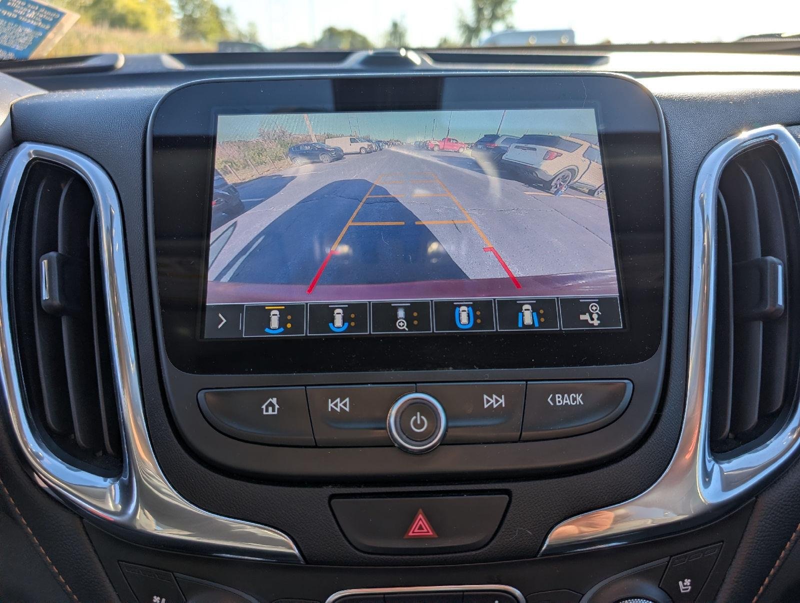 Used 2020 Cajun Red Tintcoat Chevrolet Premier image 17