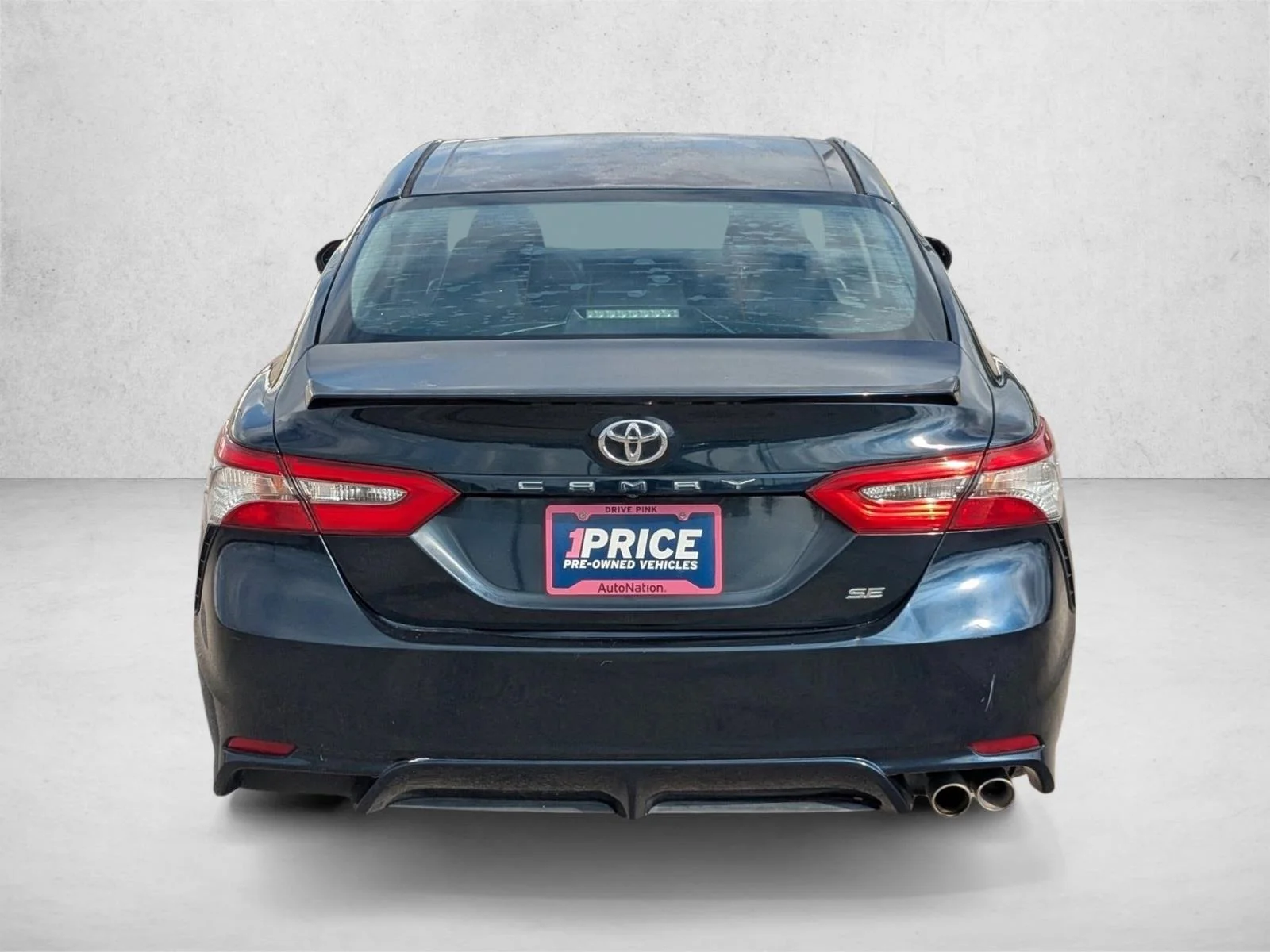 Used 2018 Galactic Aqua Mica Toyota SE image 7