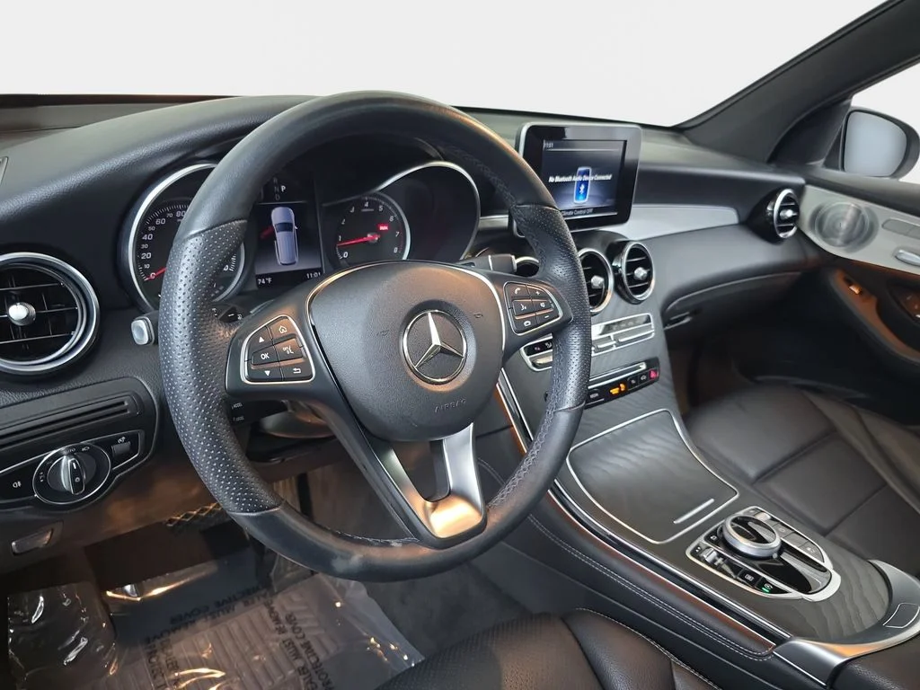 Used 2019 Black Mercedes-Benz GLC 300 image 19