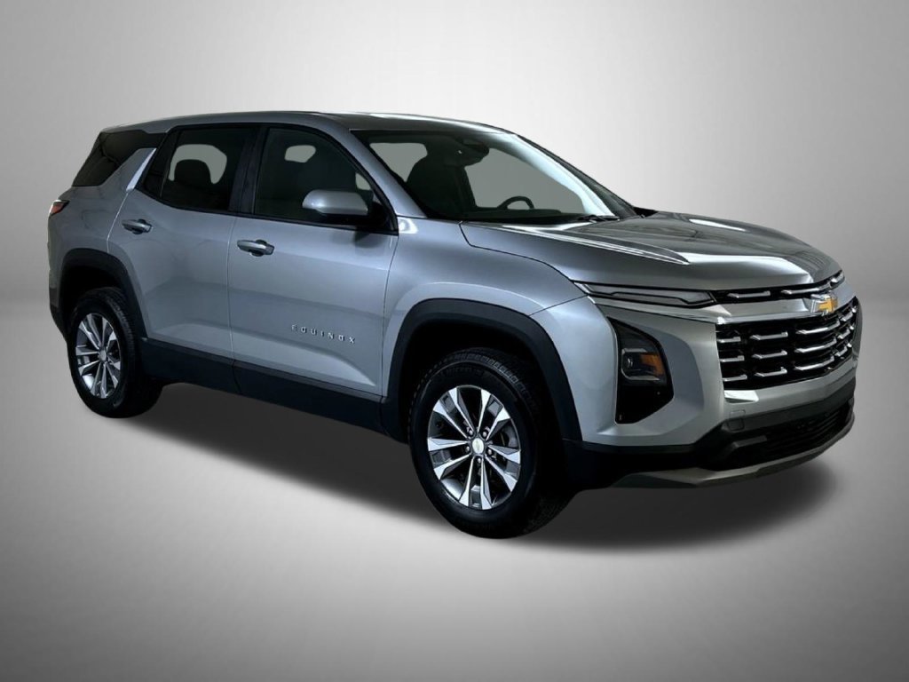2026 Chevrolet Equinox LT - Photo 4