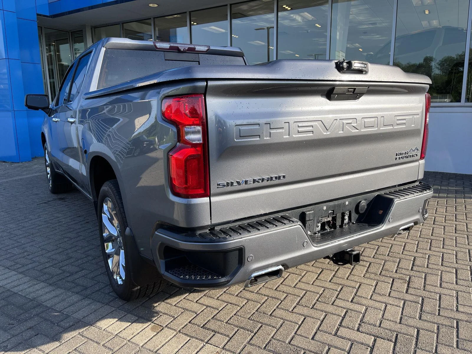 Used 2020 Satin Steel Metallic Chevrolet High Country image 3