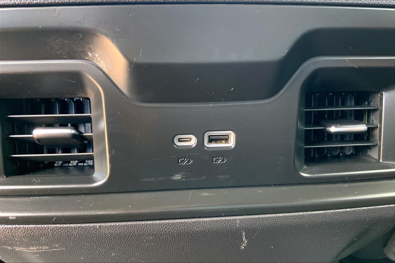 Used 2022 Silver Ice Metallic Chevrolet RST image 36