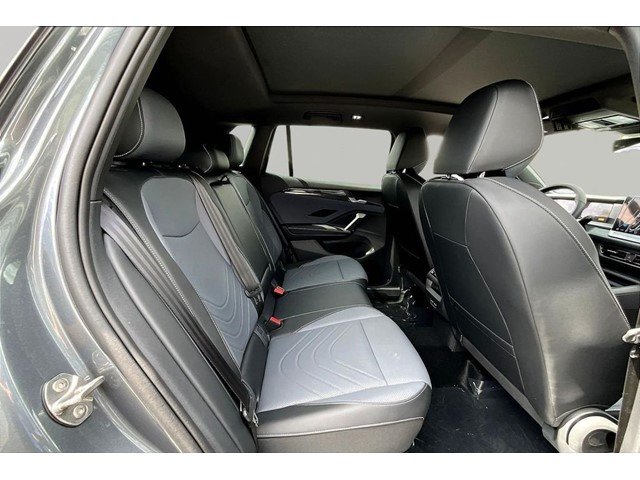 New 2026 Platinum Gray Metallic Volkswagen 2.0T SE R-Line Black image 24