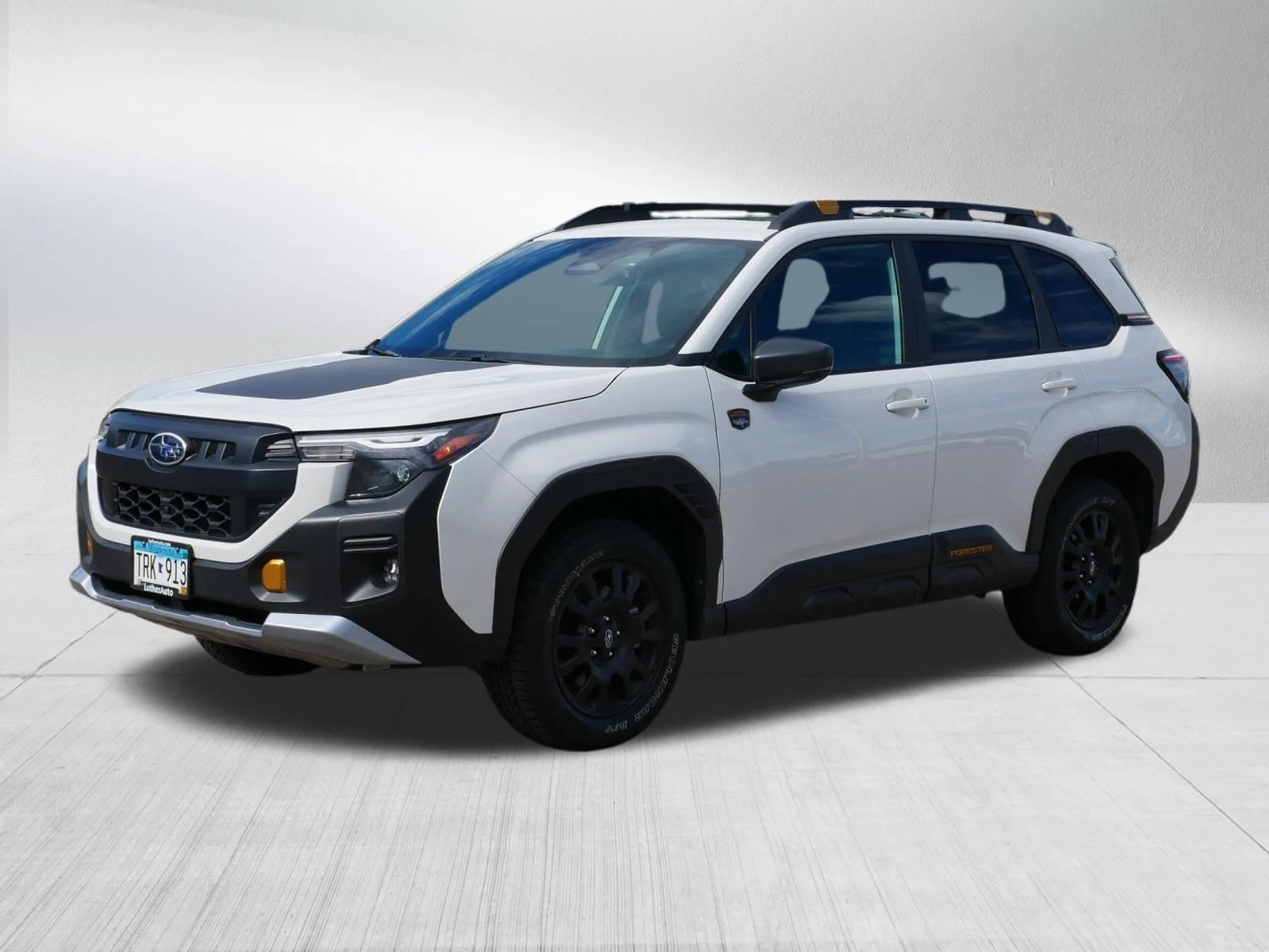 Used 2026 Crystal White Pearl Subaru Wilderness image 3