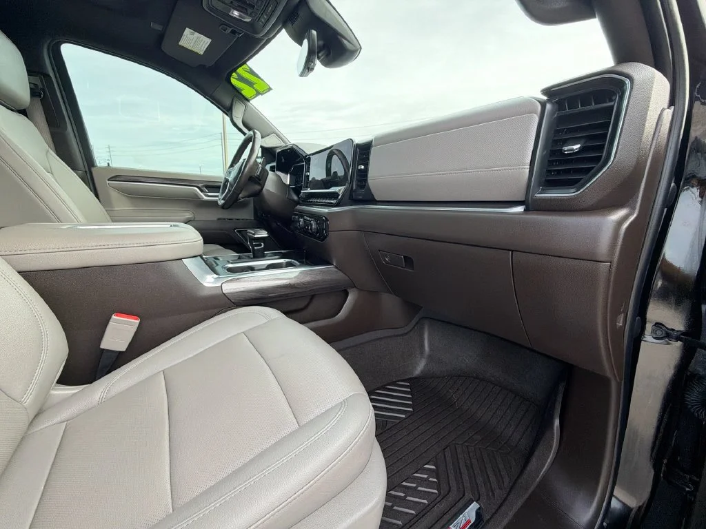 2022 Chevrolet Silverado 1500 LTZ - Photo 32