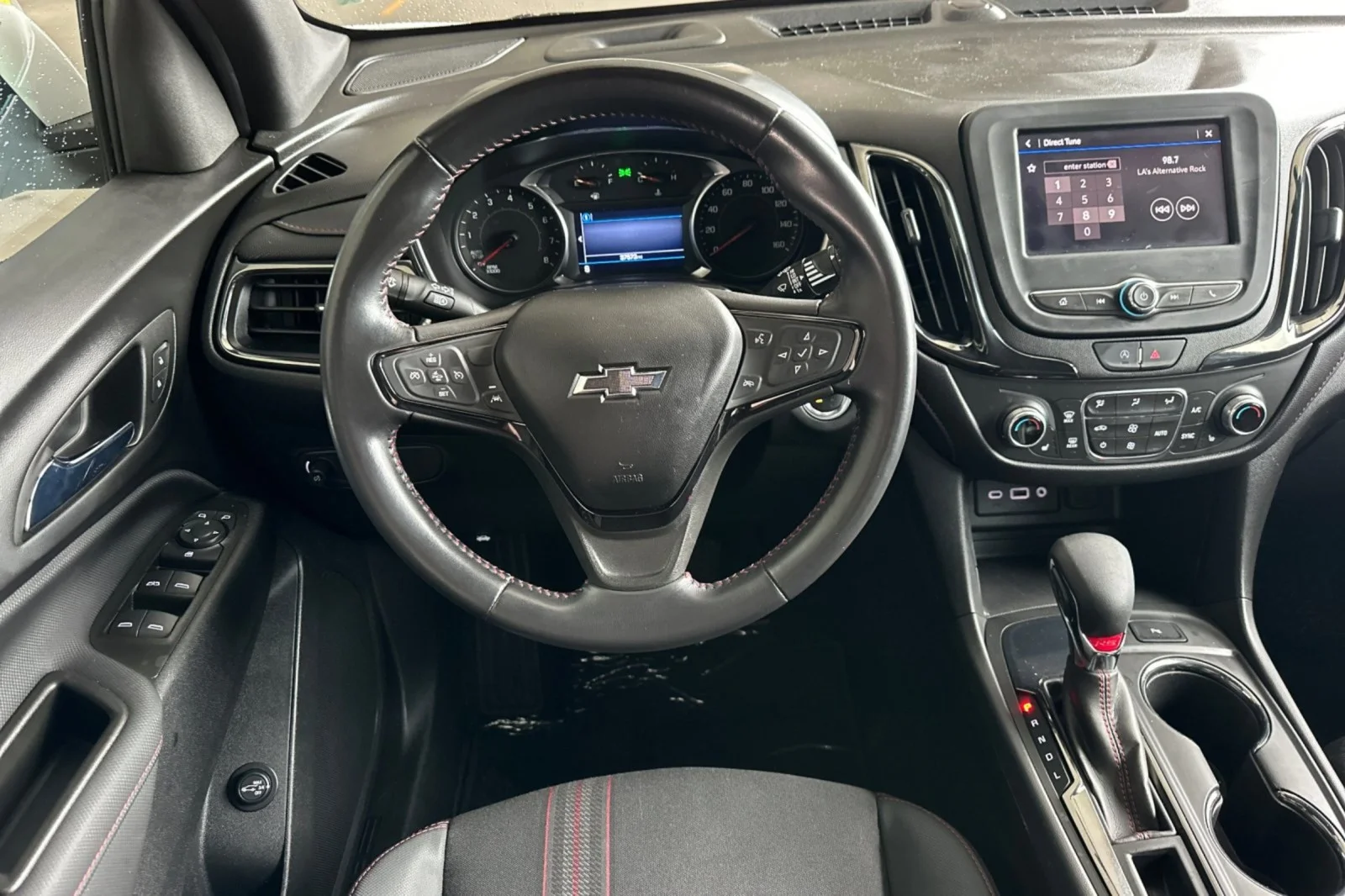 Used 2022 Summit White Chevrolet RS image 13