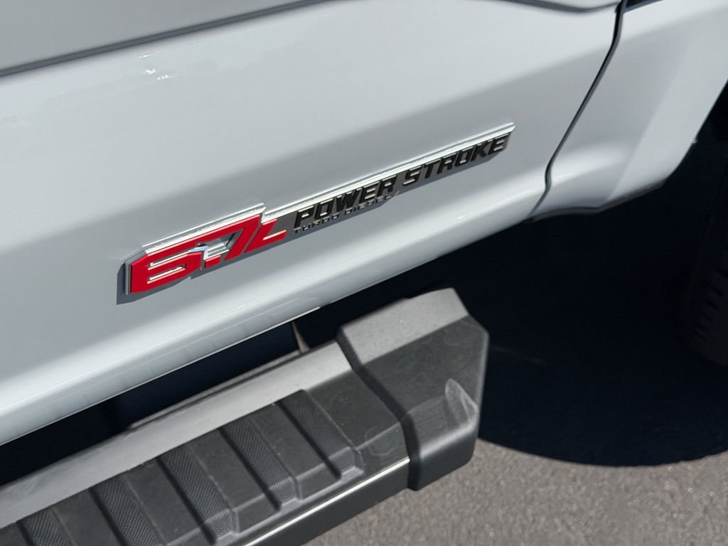 New 2026 Avalanche Ford F-250® XLT image 6