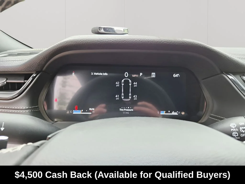 New 2026 White Jeep Altitude image 37