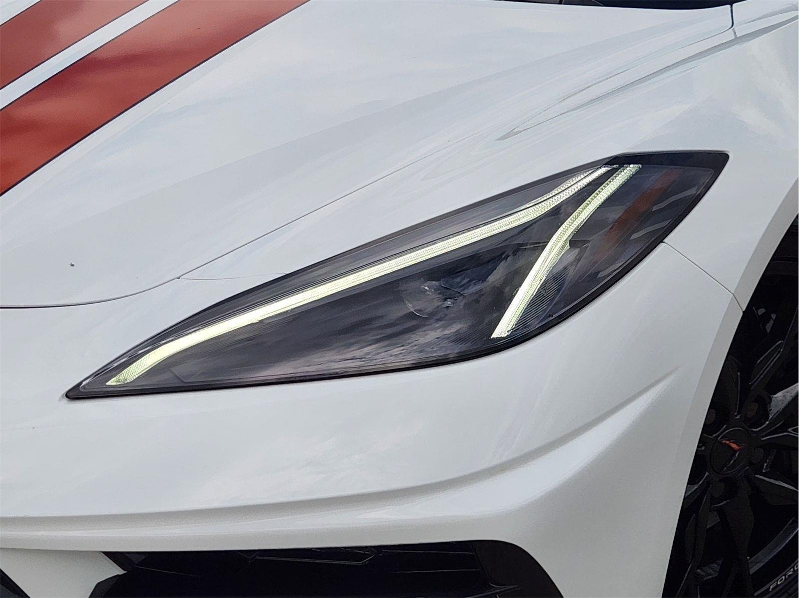 2025 Chevrolet Corvette Stingray photo 9 of 30
