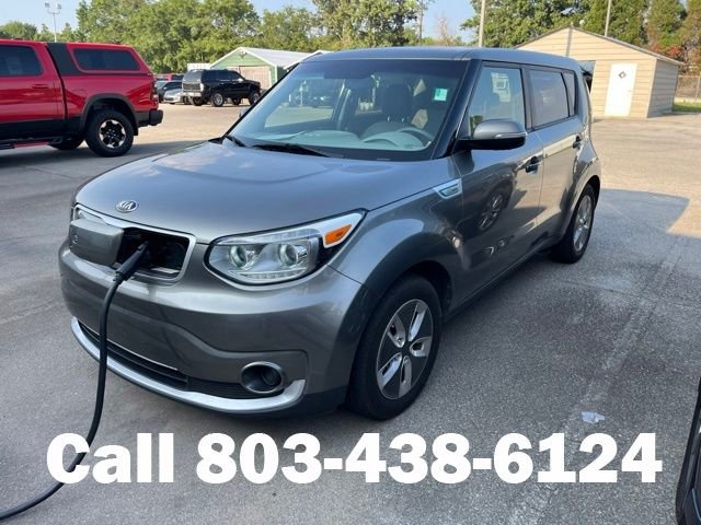 Used 2017 Silver Kia Base image 4