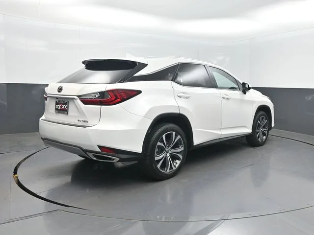 Used 2021 White Lexus 350 image 33