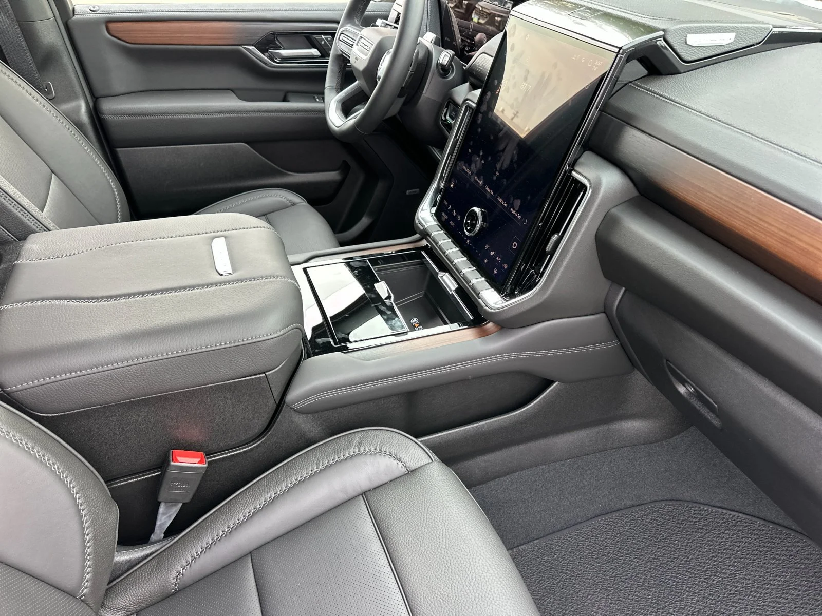 New 2027 Glacier White Tricoat GMC Denali image 16