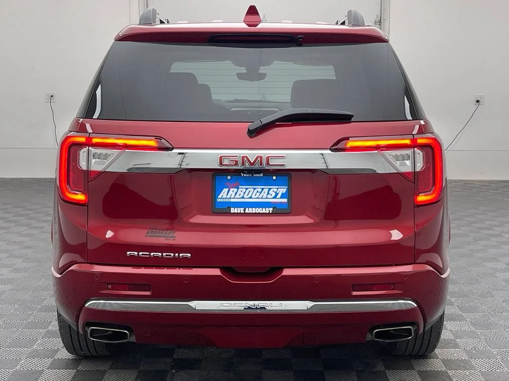 Used 2021 CAYENNE RED TINTCOAT GMC Denali image 11