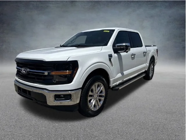 New 2026 Oxford White Ford XLT image 32