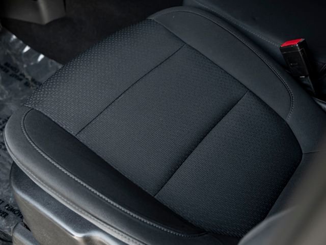Used 2021 Satin Steel Metallic Chevrolet Custom image 19
