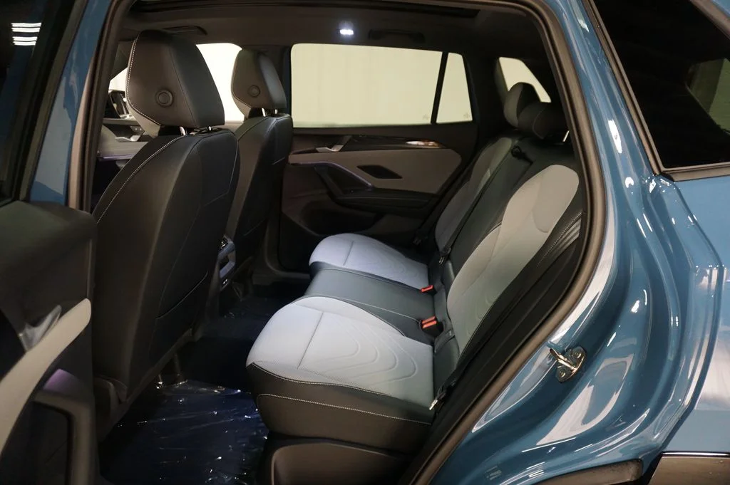 New 2026 Monterey Blue Pearl Volkswagen 2.0T SE R-Line Black image 11