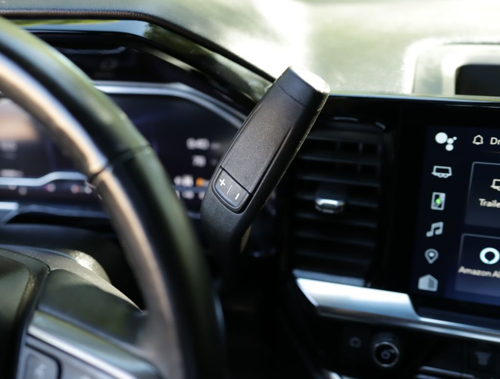 Used 2024 Sterling Gray Metallic Chevrolet High Country image 21