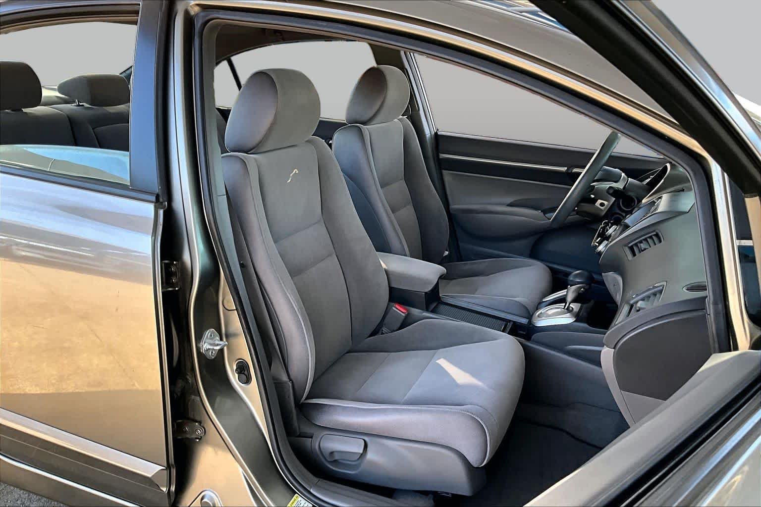 Used 2006 Galaxy Gray Metallic Honda EX image 8