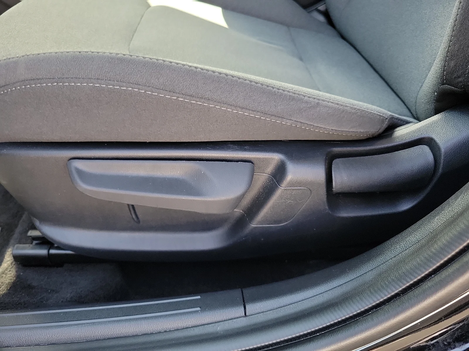 Certified Used 2025 Aurora Black Kia LXS image 20
