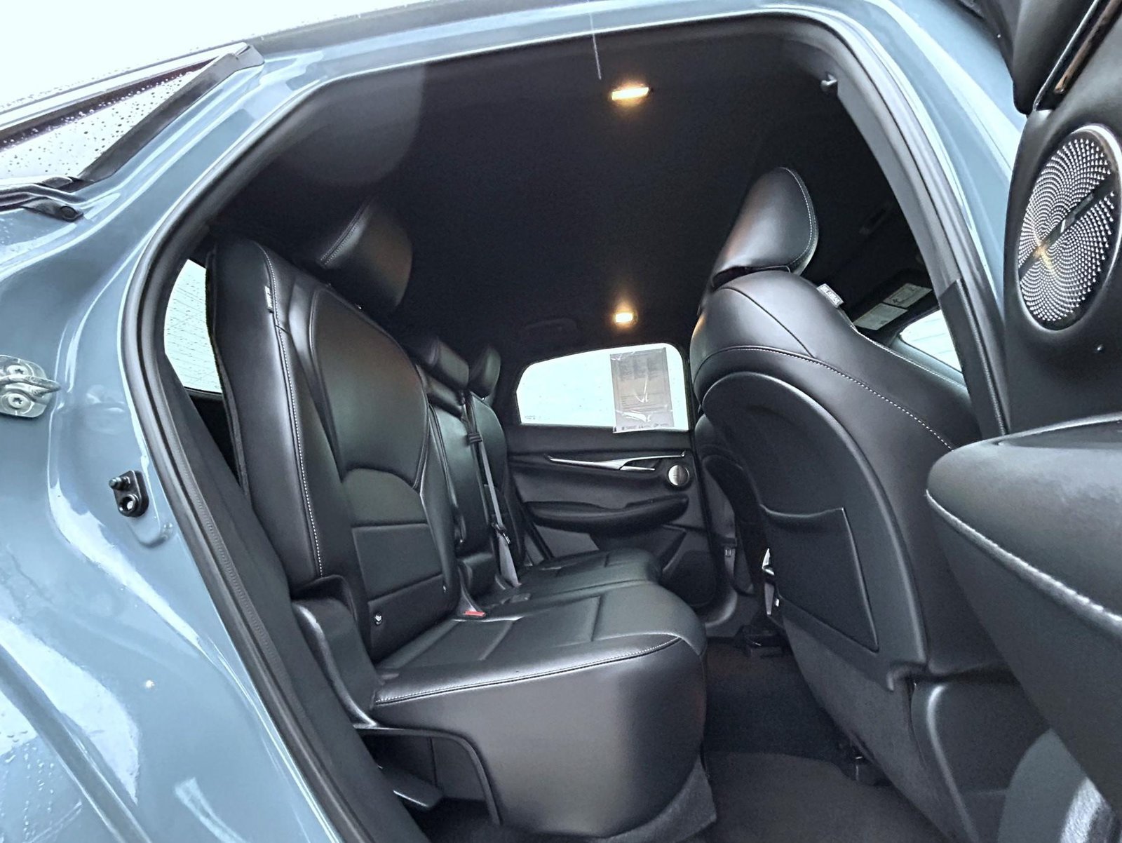Used 2023 Gray INFINITI SENSORY image 18