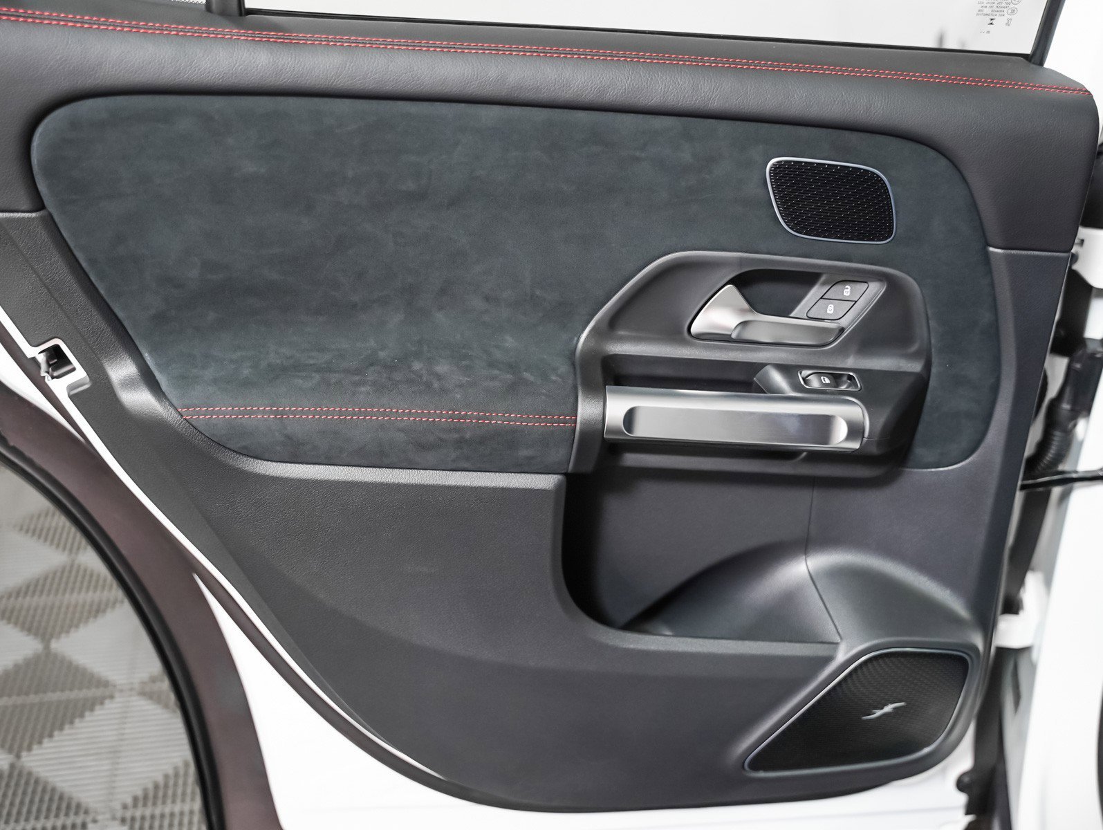 New 2026 Polar White Mercedes-Benz AMG® GLB 35 4MATIC® SUV image 24