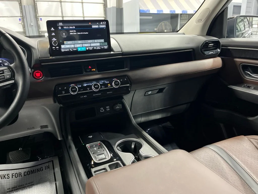2023 Honda Pilot Elite - Photo 24