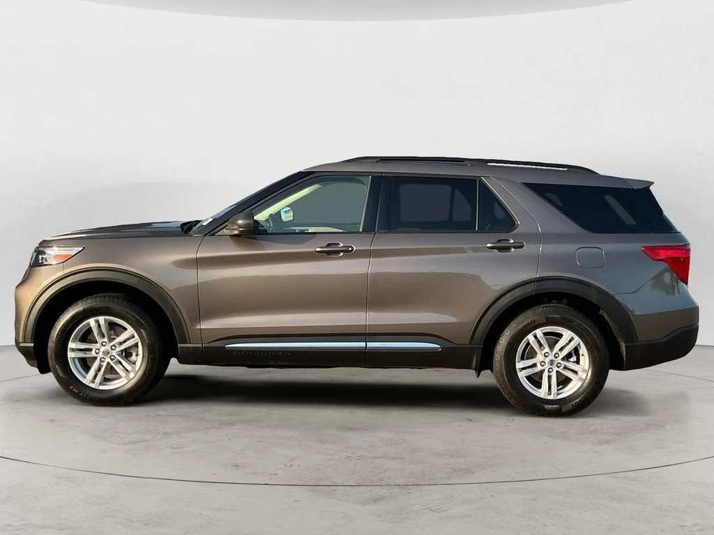 Used 2021 Gray Ford XLT image 8