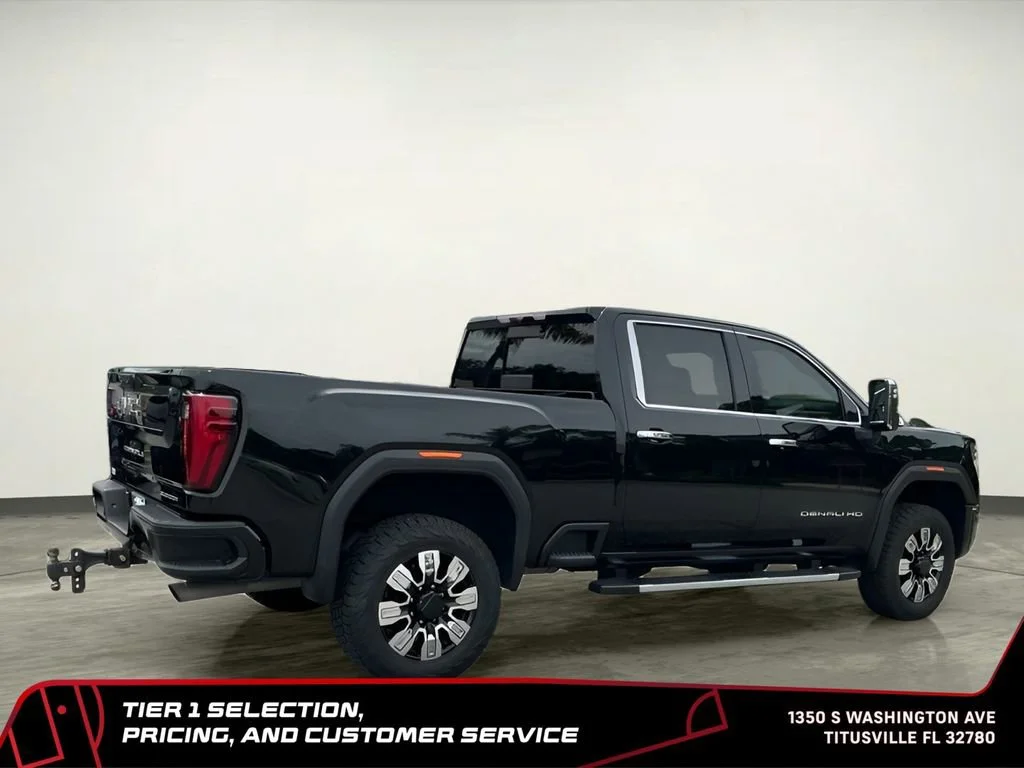 Used 2024 Onyx Black GMC Denali image 14