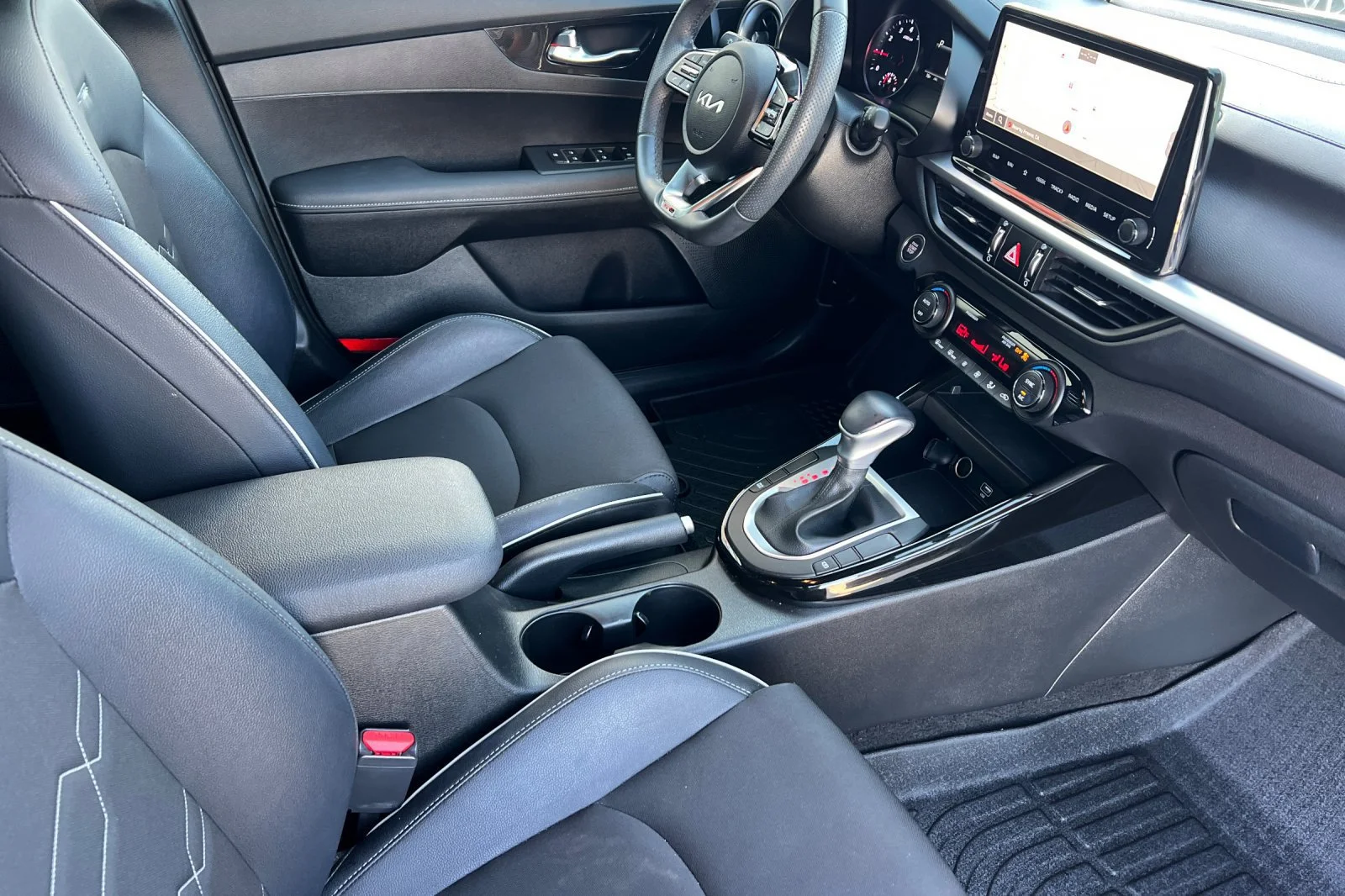 Used 2023 Grey Kia GT-Line image 15